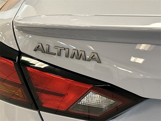 2024 Nissan Altima 2.0 SR in Birmingham, AL, AL - Serra Automotive Group